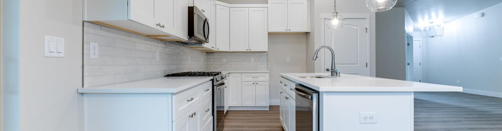 30th Pl, Kennewick, Washington 99338, 4 Bedrooms Bedrooms, 0 ,2 BathroomsBathrooms,Houses,For Sale,30th Pl,0,289351