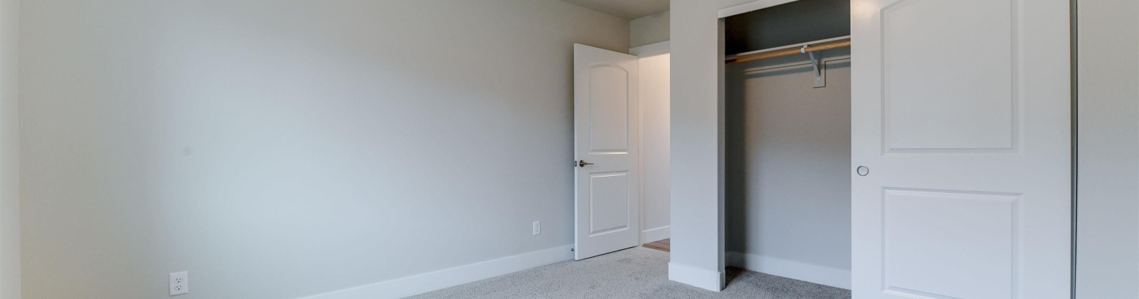 30th Pl, Kennewick, Washington 99338, 4 Bedrooms Bedrooms, 0 ,2 BathroomsBathrooms,Houses,For Sale,30th Pl,0,289351