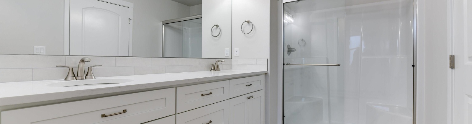 30th Pl, Kennewick, Washington 99338, 4 Bedrooms Bedrooms, 0 ,2 BathroomsBathrooms,Houses,For Sale,30th Pl,0,289351