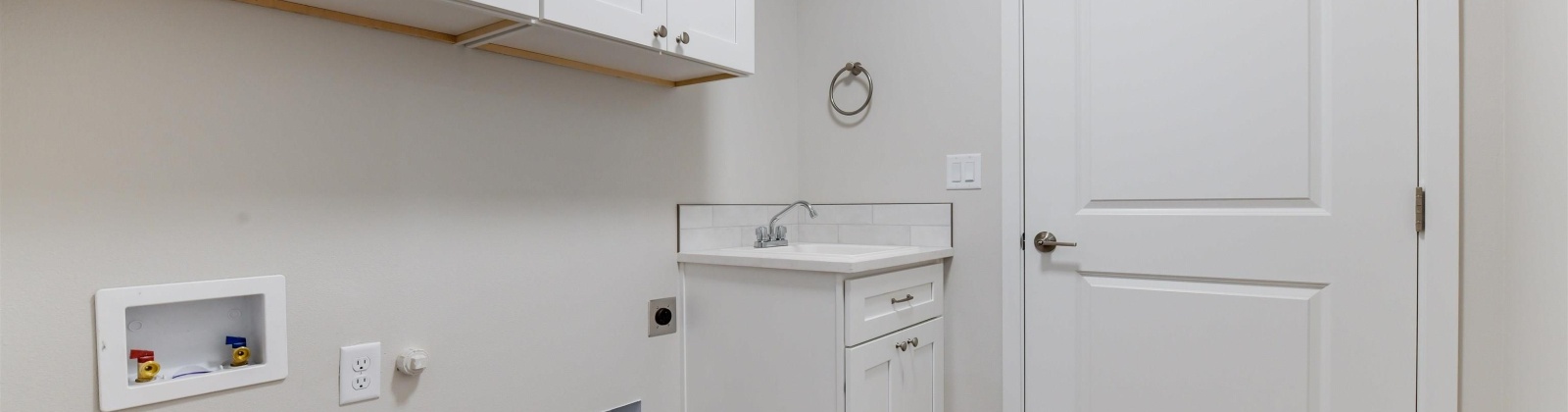 30th Pl, Kennewick, Washington 99338, 4 Bedrooms Bedrooms, 0 ,2 BathroomsBathrooms,Houses,For Sale,30th Pl,0,289351