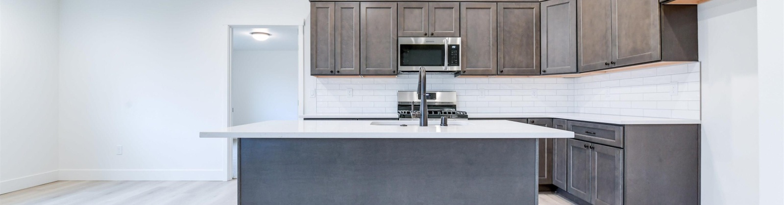 30th Pl, Kennewick, Washington 99338, 3 Bedrooms Bedrooms, 0 ,2 BathroomsBathrooms,Houses,For Sale,30th Pl,0,289350