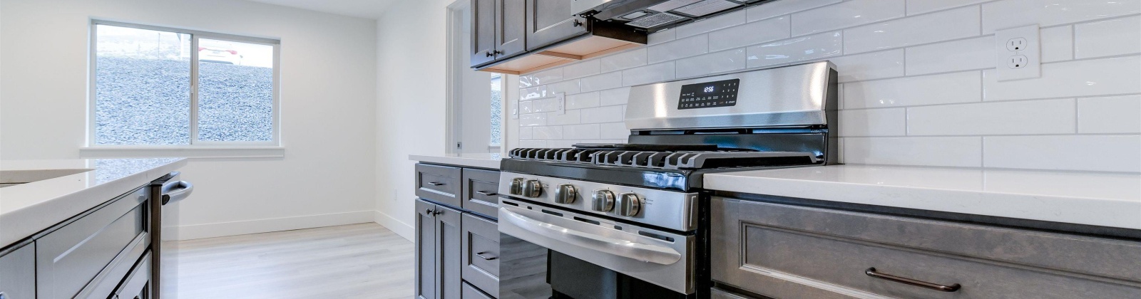 30th Pl, Kennewick, Washington 99338, 3 Bedrooms Bedrooms, 0 ,2 BathroomsBathrooms,Houses,For Sale,30th Pl,0,289350