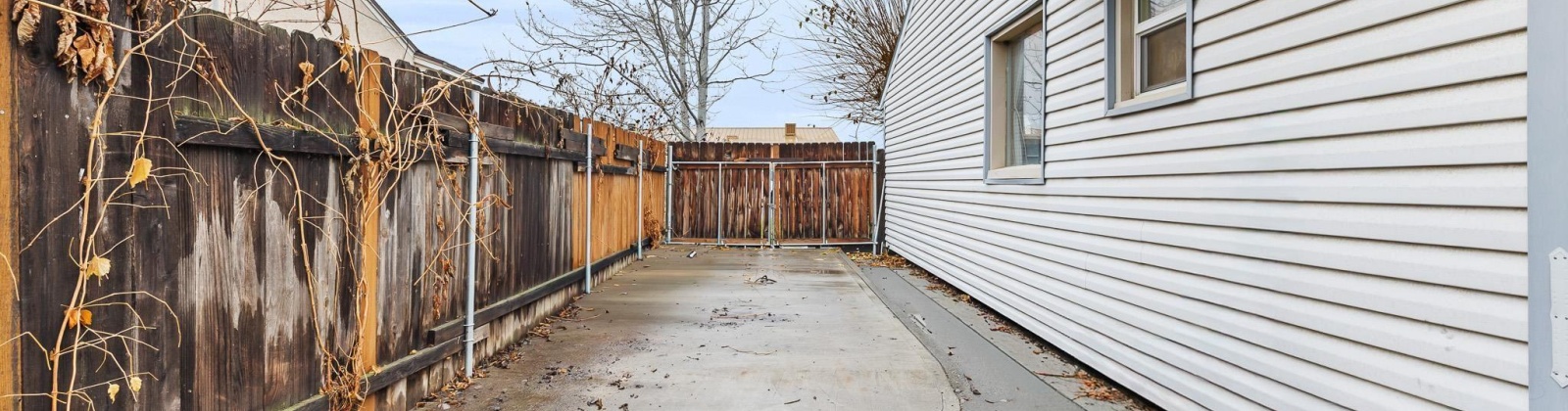 18th, Pasco, Washington 99301, 2 Bedrooms Bedrooms, 0 ,2 BathroomsBathrooms,Houses,For Sale,18th,0,289348