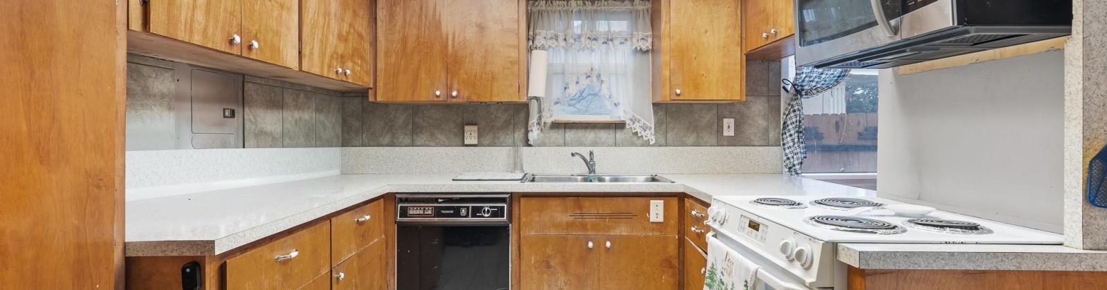 18th, Pasco, Washington 99301, 2 Bedrooms Bedrooms, 0 ,2 BathroomsBathrooms,Houses,For Sale,18th,0,289348