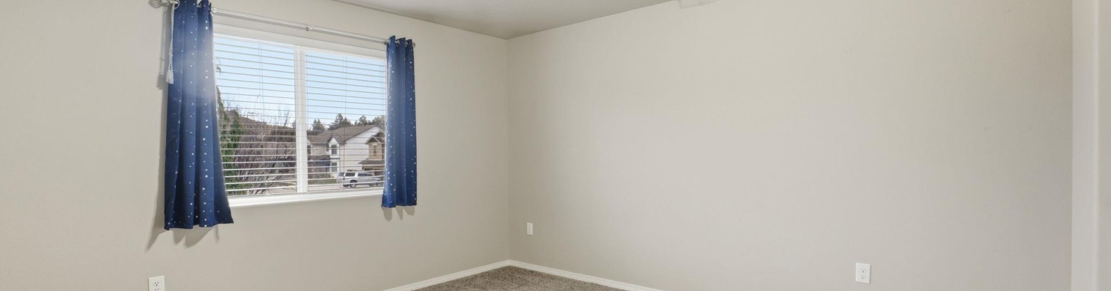 Dawes Pl, Kennewick, Washington 99338, 4 Bedrooms Bedrooms, 0 ,3 BathroomsBathrooms,Houses,For Sale,Dawes Pl,0,289368