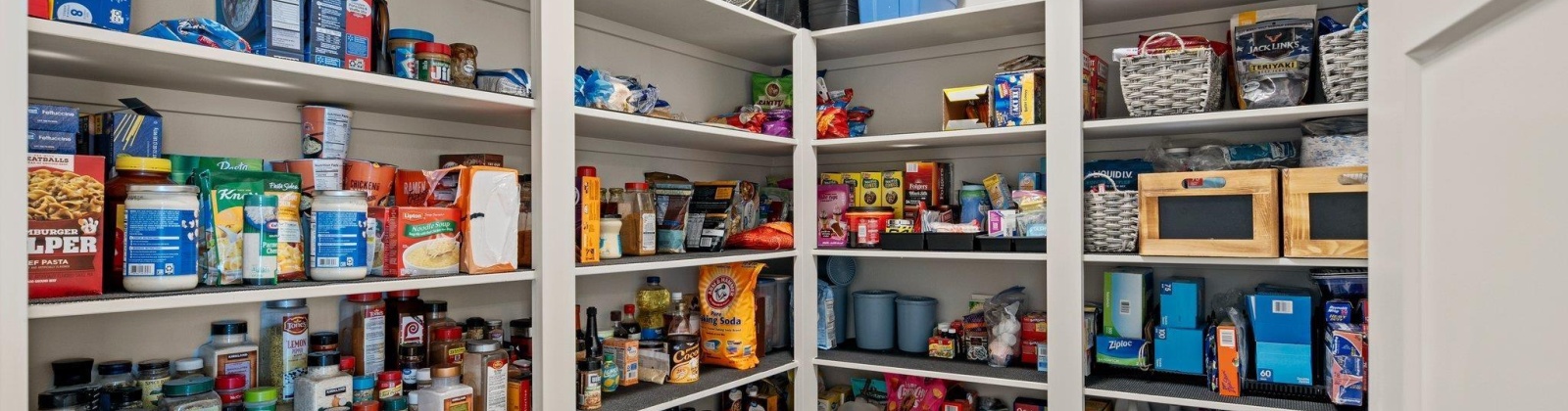 Potlatch St, Richland, Washington 99352, 4 Bedrooms Bedrooms, 0 ,3 BathroomsBathrooms,Houses,For Sale,Potlatch St,0,289379