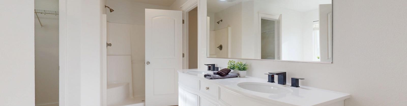 Bilbao Drive, Pasco, Washington 99301, 3 Bedrooms Bedrooms, 0 ,2 BathroomsBathrooms,Houses,For Sale,Bilbao Drive,0,289378