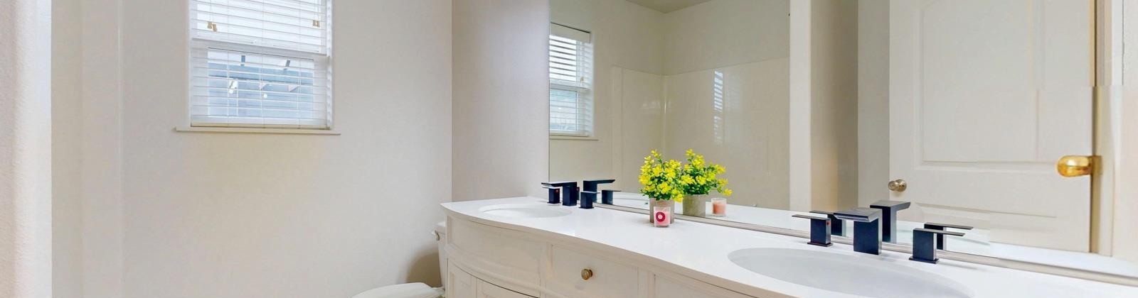 Bilbao Drive, Pasco, Washington 99301, 3 Bedrooms Bedrooms, 0 ,2 BathroomsBathrooms,Houses,For Sale,Bilbao Drive,0,289378