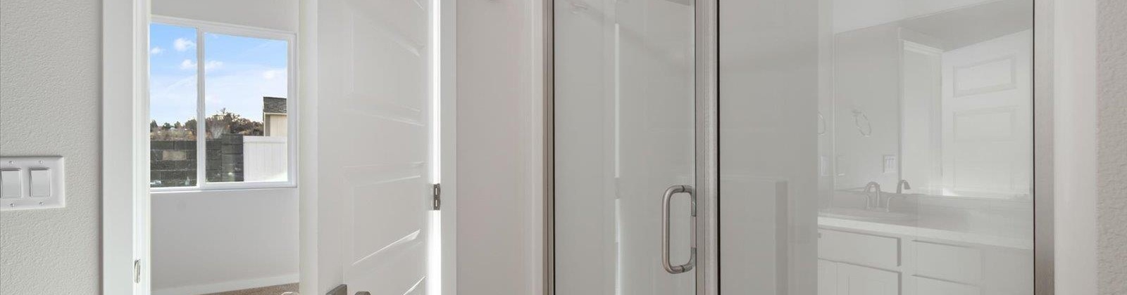 26th Avenue, Kennewick, Washington 99337, 3 Bedrooms Bedrooms, 0 ,2 BathroomsBathrooms,Houses,For Sale,26th Avenue,0,289387