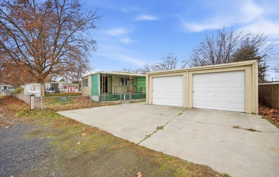 Hawthorne, Kennewick, Washington 99337, 2 Bedrooms Bedrooms, 0 ,1 BathroomBathrooms,Manufactured Homes,For Sale,Hawthorne,0,289384