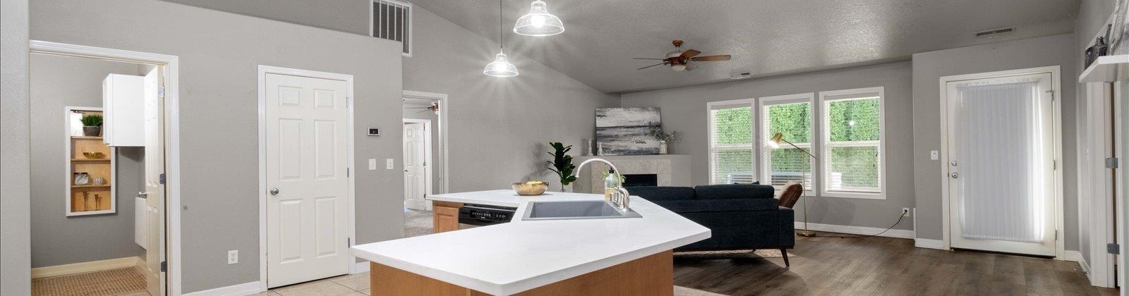 Idaho St, Kennewick, Washington 99336, 3 Bedrooms Bedrooms, 0 ,2 BathroomsBathrooms,Houses,For Sale,Idaho St,0,289394