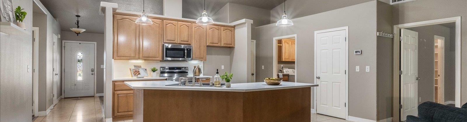 Idaho St, Kennewick, Washington 99336, 3 Bedrooms Bedrooms, 0 ,2 BathroomsBathrooms,Houses,For Sale,Idaho St,0,289394