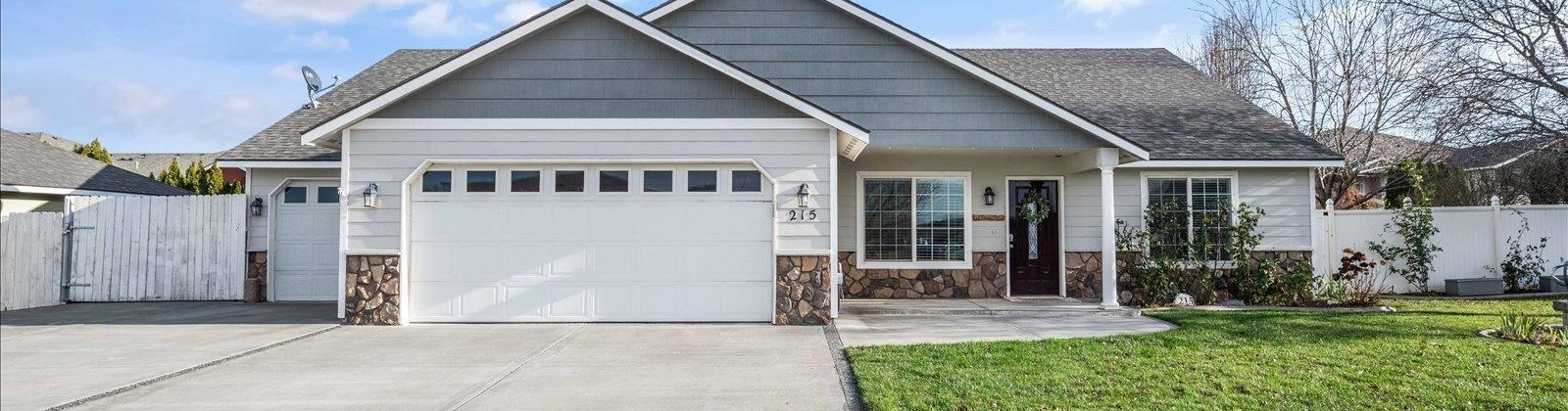 Idaho St, Kennewick, Washington 99336, 3 Bedrooms Bedrooms, 0 ,2 BathroomsBathrooms,Houses,For Sale,Idaho St,0,289394
