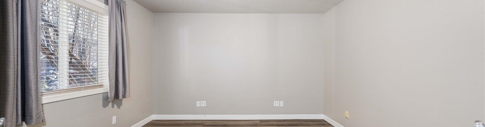 Idaho St, Kennewick, Washington 99336, 3 Bedrooms Bedrooms, 0 ,2 BathroomsBathrooms,Houses,For Sale,Idaho St,0,289394