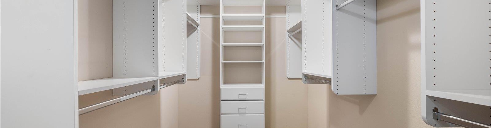 Idaho St, Kennewick, Washington 99336, 3 Bedrooms Bedrooms, 0 ,2 BathroomsBathrooms,Houses,For Sale,Idaho St,0,289394