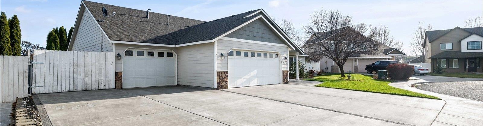 Idaho St, Kennewick, Washington 99336, 3 Bedrooms Bedrooms, 0 ,2 BathroomsBathrooms,Houses,For Sale,Idaho St,0,289394