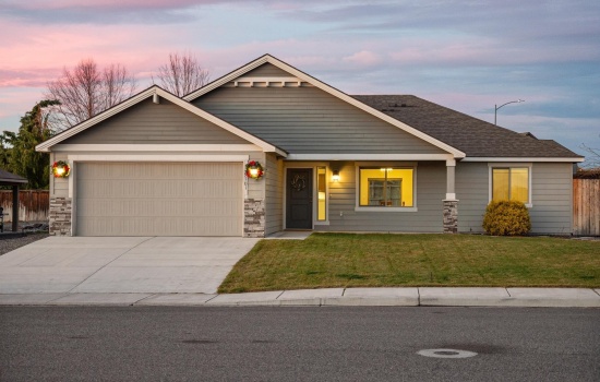 Kent Pl, Pasco, Washington 99301, 3 Bedrooms Bedrooms, 0 ,2 BathroomsBathrooms,Houses,For Sale,Kent Pl,0,289392