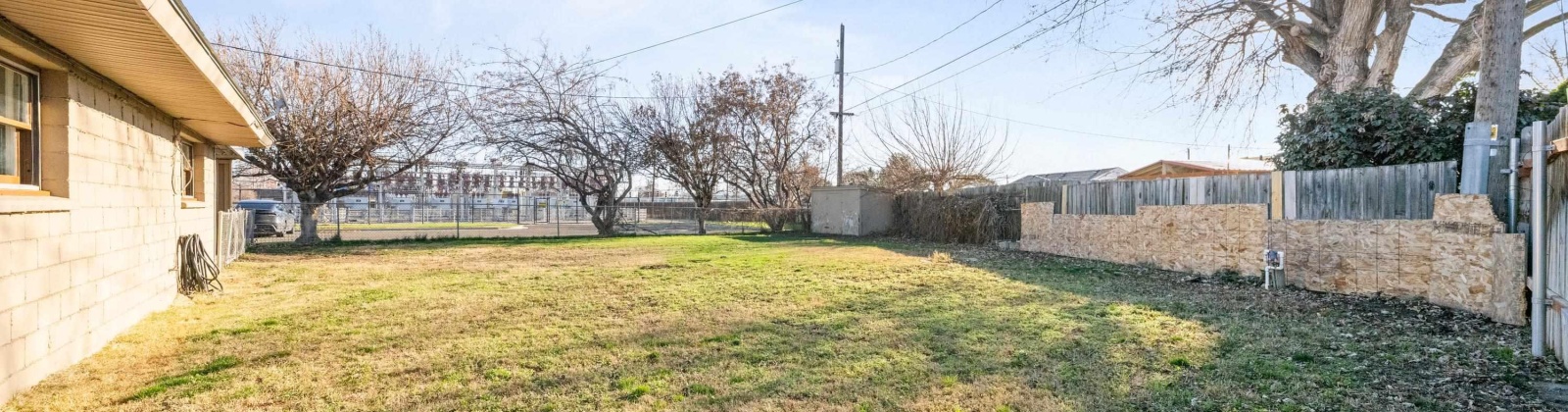 10th St., Kennewick, Washington 99337, 2 Bedrooms Bedrooms, 0 ,1 BathroomBathrooms,Houses,For Sale,10th St.,0,289410