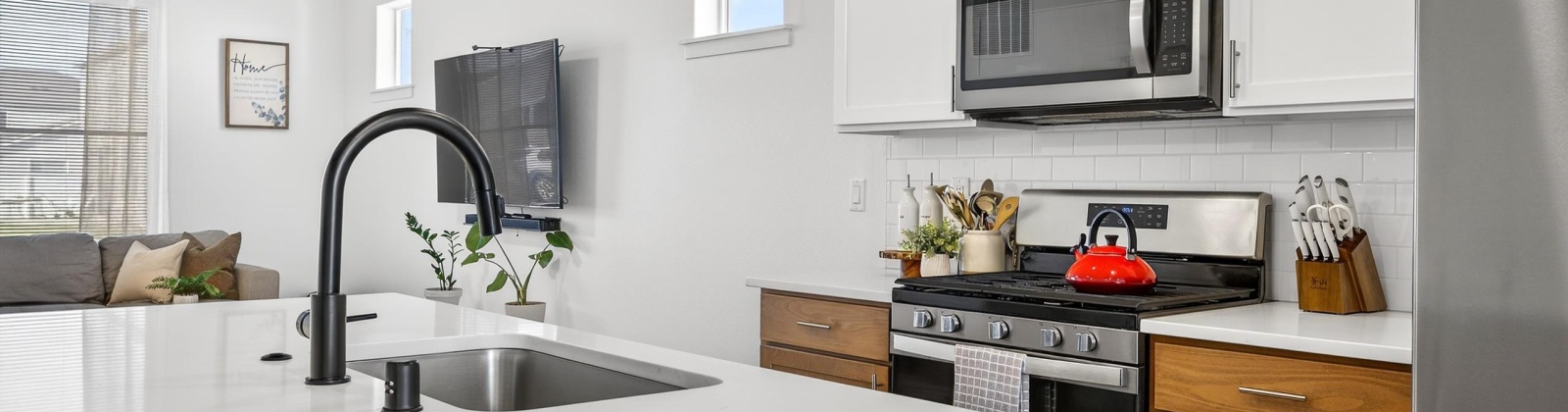 Diamond Ave, Grandview, Washington 98930, 3 Bedrooms Bedrooms, 0 ,2 BathroomsBathrooms,Houses,For Sale,Diamond Ave,0,289409