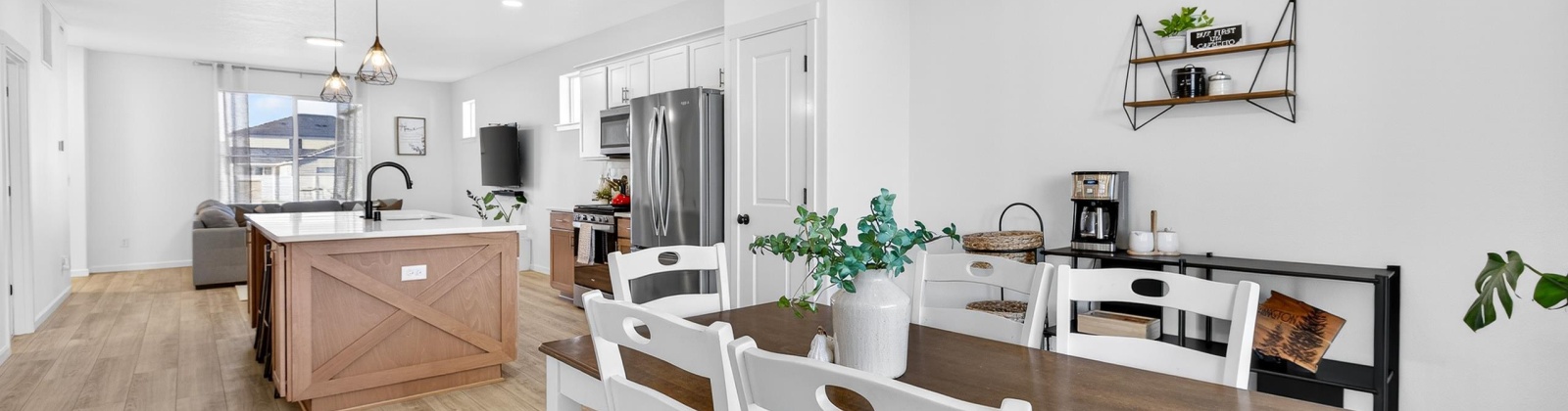 Diamond Ave, Grandview, Washington 98930, 3 Bedrooms Bedrooms, 0 ,2 BathroomsBathrooms,Houses,For Sale,Diamond Ave,0,289409