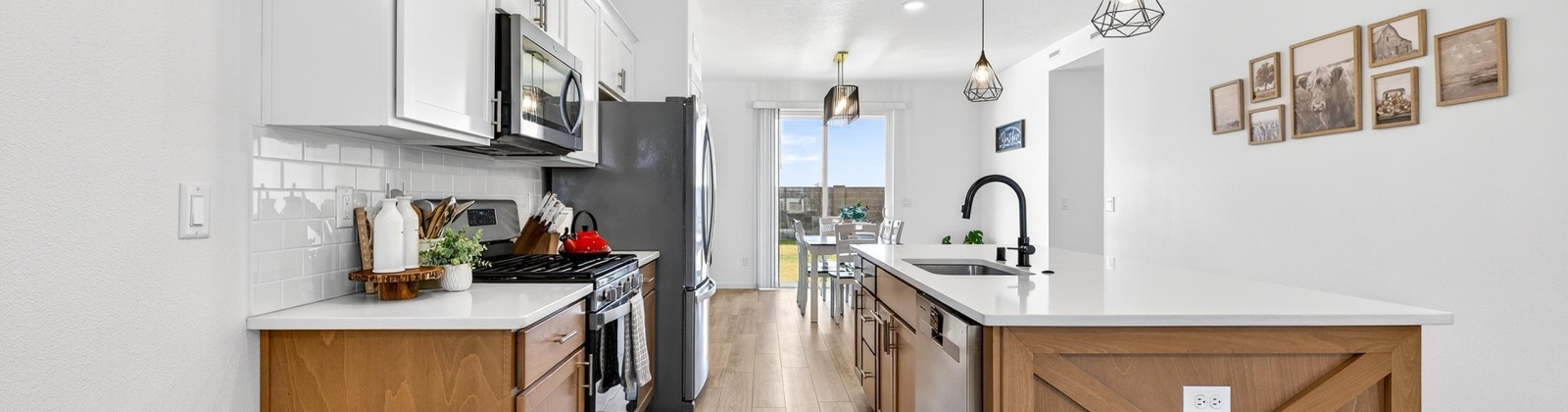 Diamond Ave, Grandview, Washington 98930, 3 Bedrooms Bedrooms, 0 ,2 BathroomsBathrooms,Houses,For Sale,Diamond Ave,0,289409