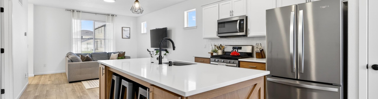 Diamond Ave, Grandview, Washington 98930, 3 Bedrooms Bedrooms, 0 ,2 BathroomsBathrooms,Houses,For Sale,Diamond Ave,0,289409