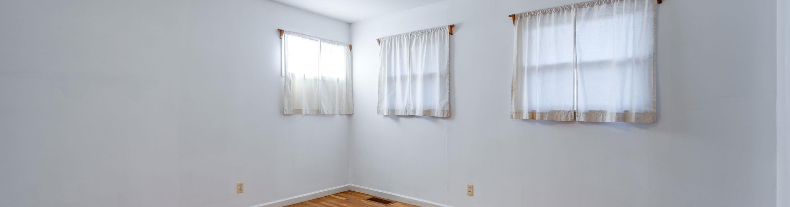 Clifford St, Pullman, Washington 99163, 4 Bedrooms Bedrooms, 0 ,2 BathroomsBathrooms,Houses,For Sale,Clifford St,0,289428