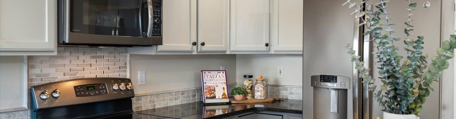 35th Avenue, Kennewick, Washington 99352-8840, 5 Bedrooms Bedrooms, 0 ,3 BathroomsBathrooms,Houses,For Sale,35th Avenue,0,289425