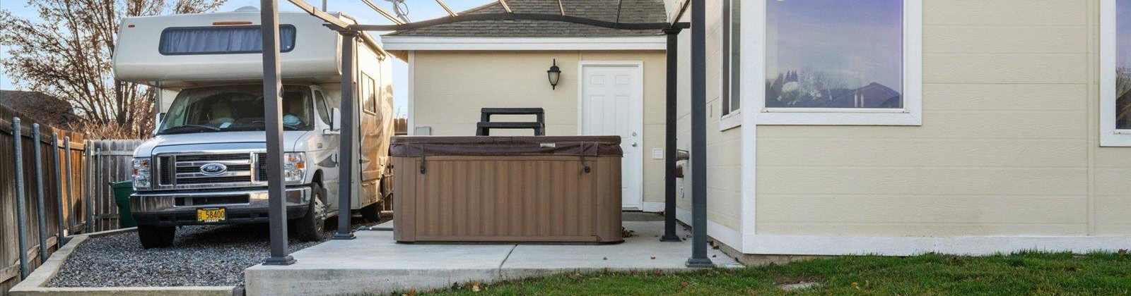 35th Avenue, Kennewick, Washington 99352-8840, 5 Bedrooms Bedrooms, 0 ,3 BathroomsBathrooms,Houses,For Sale,35th Avenue,0,289425