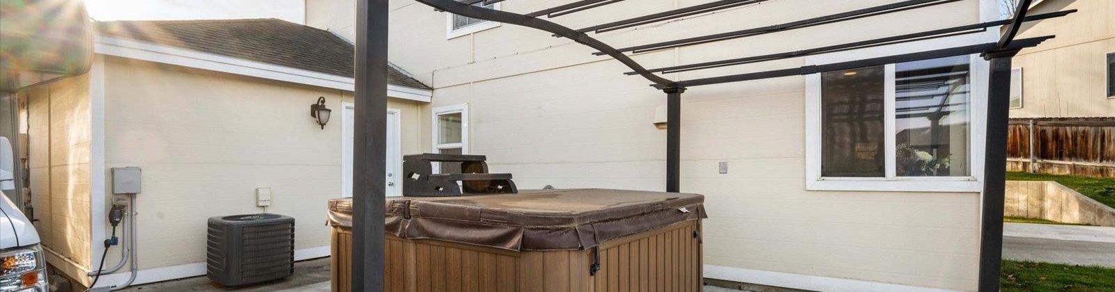 35th Avenue, Kennewick, Washington 99352-8840, 5 Bedrooms Bedrooms, 0 ,3 BathroomsBathrooms,Houses,For Sale,35th Avenue,0,289425