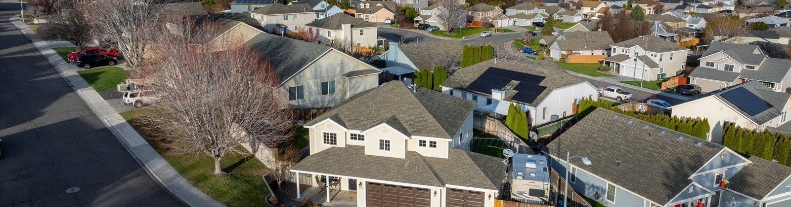 35th Avenue, Kennewick, Washington 99352-8840, 5 Bedrooms Bedrooms, 0 ,3 BathroomsBathrooms,Houses,For Sale,35th Avenue,0,289425