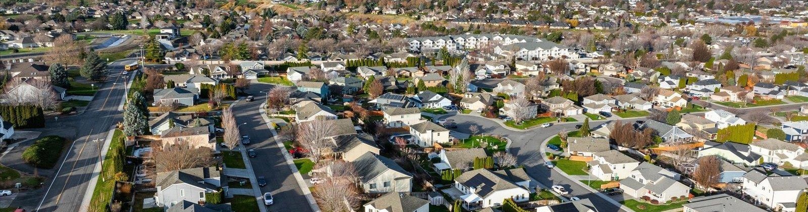 35th Avenue, Kennewick, Washington 99352-8840, 5 Bedrooms Bedrooms, 0 ,3 BathroomsBathrooms,Houses,For Sale,35th Avenue,0,289425