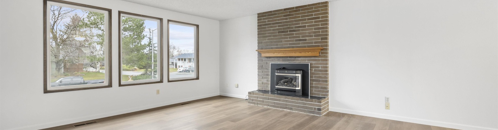 Dogwood Place, Richland, Washington 99354, 6 Bedrooms Bedrooms, 0 ,3 BathroomsBathrooms,Houses,For Sale,Dogwood Place,0,289422