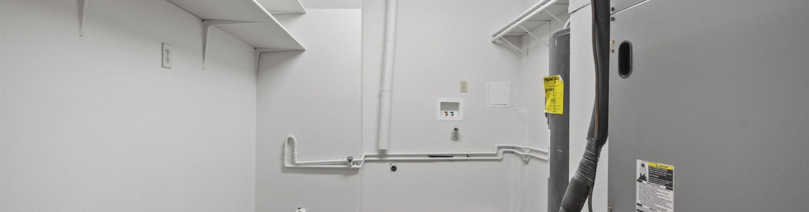 Dogwood Place, Richland, Washington 99354, 6 Bedrooms Bedrooms, 0 ,3 BathroomsBathrooms,Houses,For Sale,Dogwood Place,0,289422