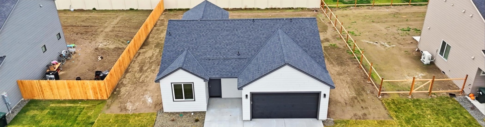 Amberly Ave, Grandview, Washington 98930, 3 Bedrooms Bedrooms, 0 ,2 BathroomsBathrooms,Houses,For Sale,Amberly Ave,0,289429