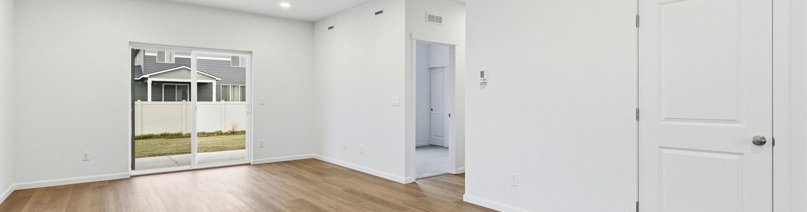 Amberly Ave, Grandview, Washington 98930, 3 Bedrooms Bedrooms, 0 ,2 BathroomsBathrooms,Houses,For Sale,Amberly Ave,0,289429