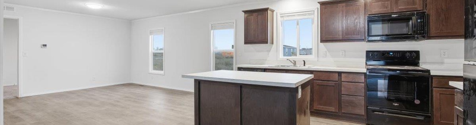 Edison Ave, Sunnyside, Washington 98944, 4 Bedrooms Bedrooms, 0 ,2 BathroomsBathrooms,For Sale,Edison Ave,0,289445