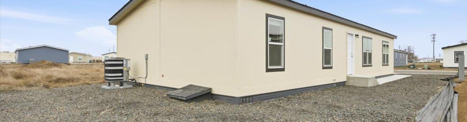 Edison Ave, Sunnyside, Washington 98944, 4 Bedrooms Bedrooms, 0 ,2 BathroomsBathrooms,For Sale,Edison Ave,0,289445