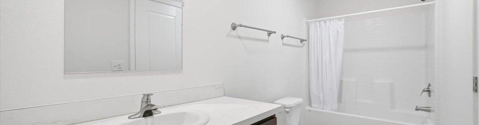 Edison Ave, Sunnyside, Washington 98944, 3 Bedrooms Bedrooms, 0 ,2 BathroomsBathrooms,For Sale,Edison Ave,0,289444