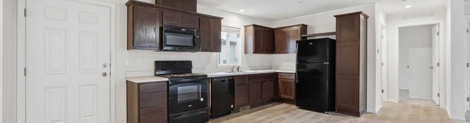 Edison Ave, Sunnyside, Washington 98944, 3 Bedrooms Bedrooms, 0 ,2 BathroomsBathrooms,For Sale,Edison Ave,0,289443