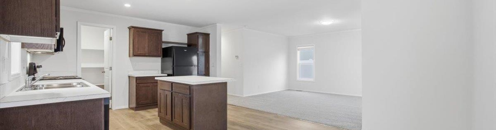 Edison Ave, Sunnyside, Washington 98944, 3 Bedrooms Bedrooms, 0 ,2 BathroomsBathrooms,For Sale,Edison Ave,0,289442