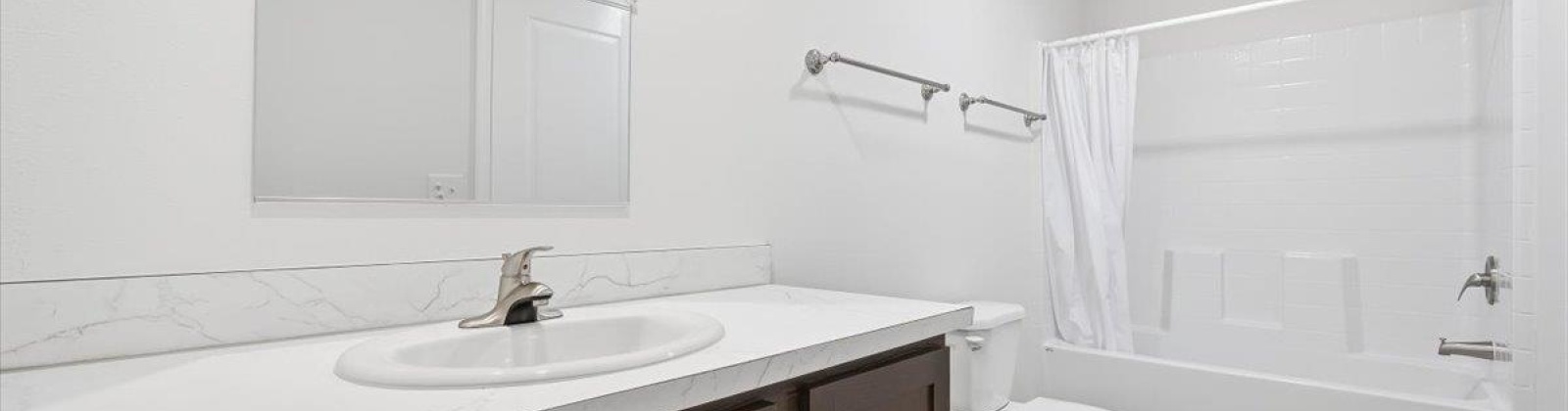 Edison Ave, Sunnyside, Washington 98944, 3 Bedrooms Bedrooms, 0 ,2 BathroomsBathrooms,For Sale,Edison Ave,0,289442