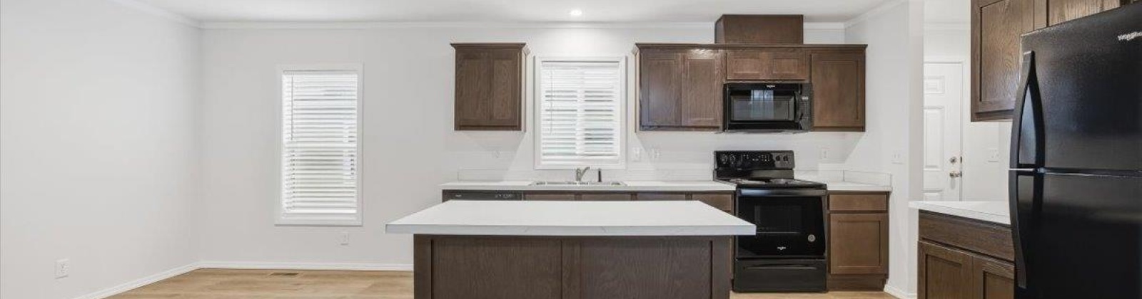 Edison Ave, Sunnyside, Washington 98944, 4 Bedrooms Bedrooms, 0 ,2 BathroomsBathrooms,For Sale,Edison Ave,0,289441