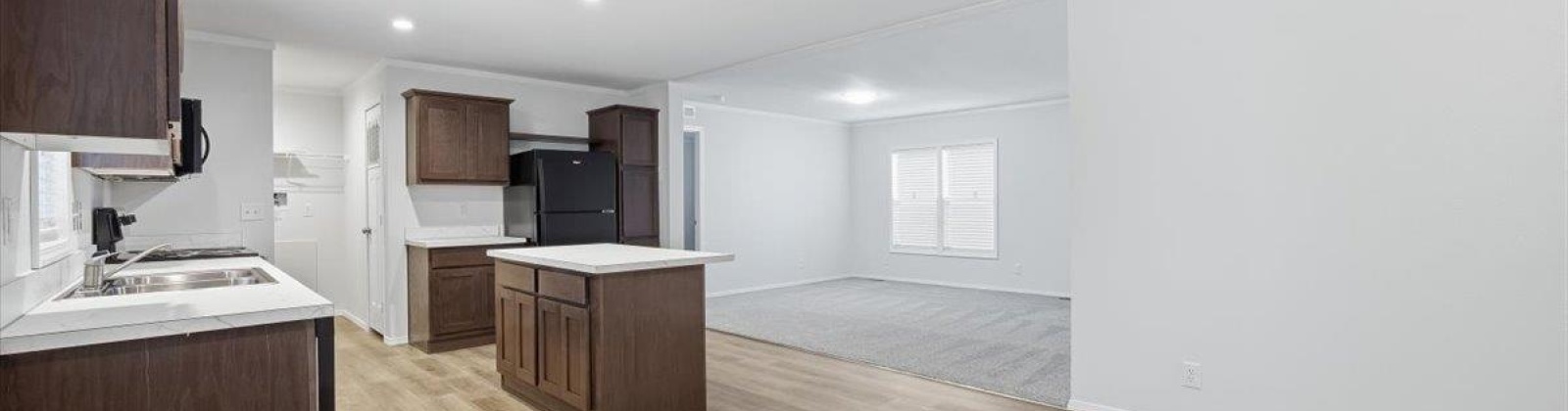 Edison Ave, Sunnyside, Washington 98944, 4 Bedrooms Bedrooms, 0 ,2 BathroomsBathrooms,For Sale,Edison Ave,0,289441