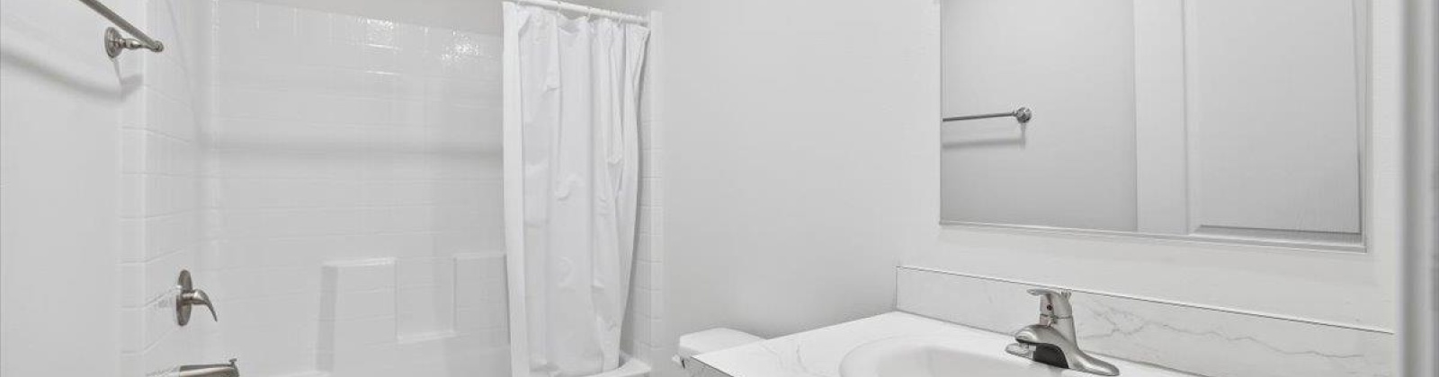 Edison Ave, Sunnyside, Washington 98944, 4 Bedrooms Bedrooms, 0 ,2 BathroomsBathrooms,For Sale,Edison Ave,0,289441