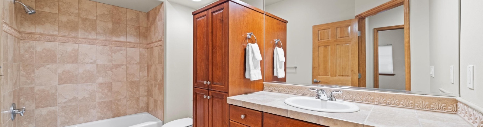 Columbia Point Drive, Richland, Washington 99352, 3 Bedrooms Bedrooms, 0 ,3 BathroomsBathrooms,Condos/townhomes,For Sale,Columbia Point Drive,0,289453