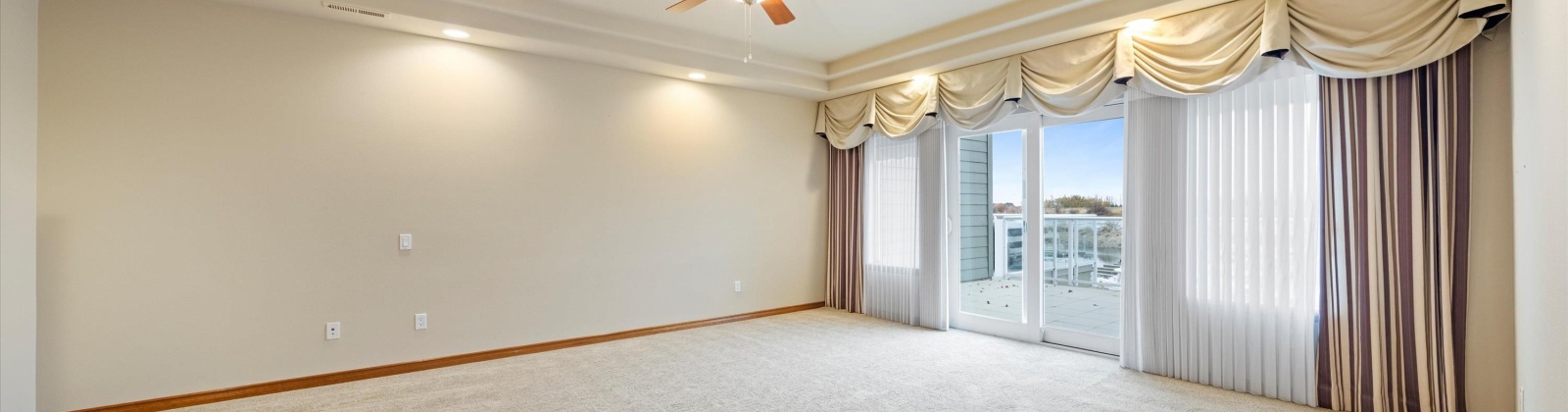 Columbia Point Drive, Richland, Washington 99352, 3 Bedrooms Bedrooms, 0 ,3 BathroomsBathrooms,Condos/townhomes,For Sale,Columbia Point Drive,0,289453