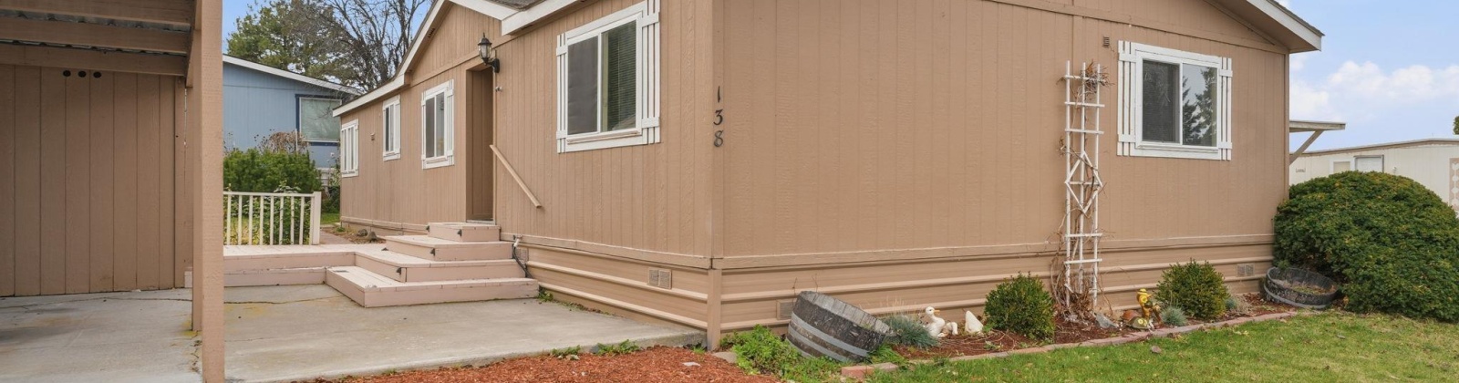 19th Ave unit 820, Kennewick, Washington 99338, 3 Bedrooms Bedrooms, 0 ,2 BathroomsBathrooms,Manufactured Homes,For Sale,19th Ave unit 820,0,289471