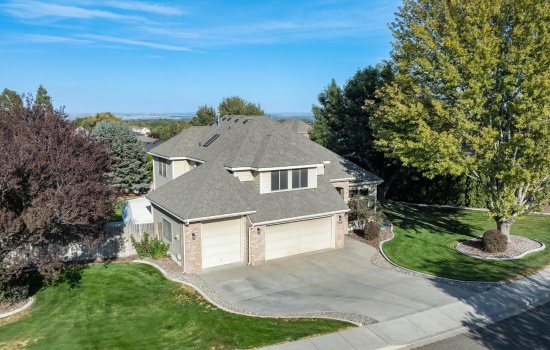 43rd Ct, Kennewick, Washington 99337, 4 Bedrooms Bedrooms, 0 ,3 BathroomsBathrooms,Houses,For Sale,43rd Ct,0,289479