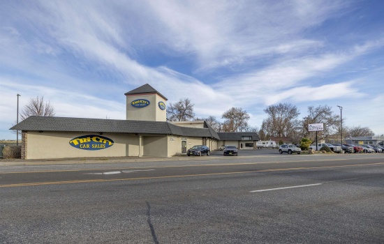 Columbia Dr, Kennewick, Washington 99336, 0 , 0 ,31 BathroomsBathrooms,Commercial,For Sale,Columbia Dr,0,289484